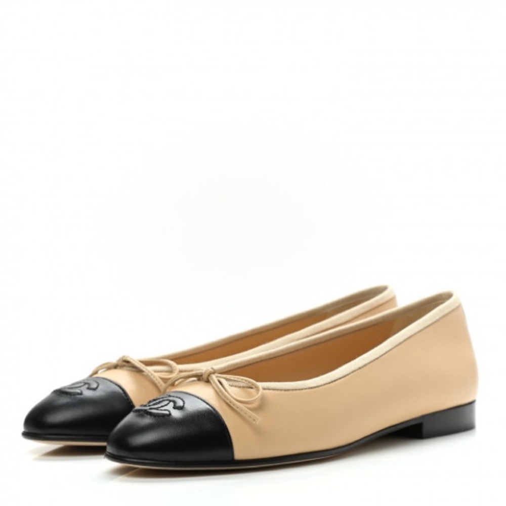 COPY - Chanel Lambskin Cap Toe Ballerina flats size 8
